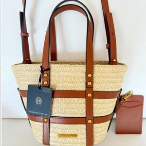 Elegant Tan and Cream Handbag